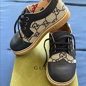 Gucci Blue Canvas/Leather GG Print Lace Up Brogue Flats